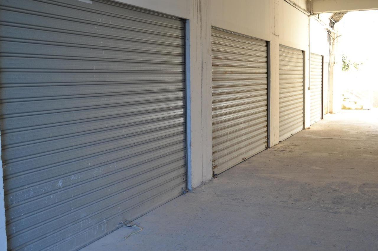 Seaview Bay Studio & Private Garage Vlore Exterior photo